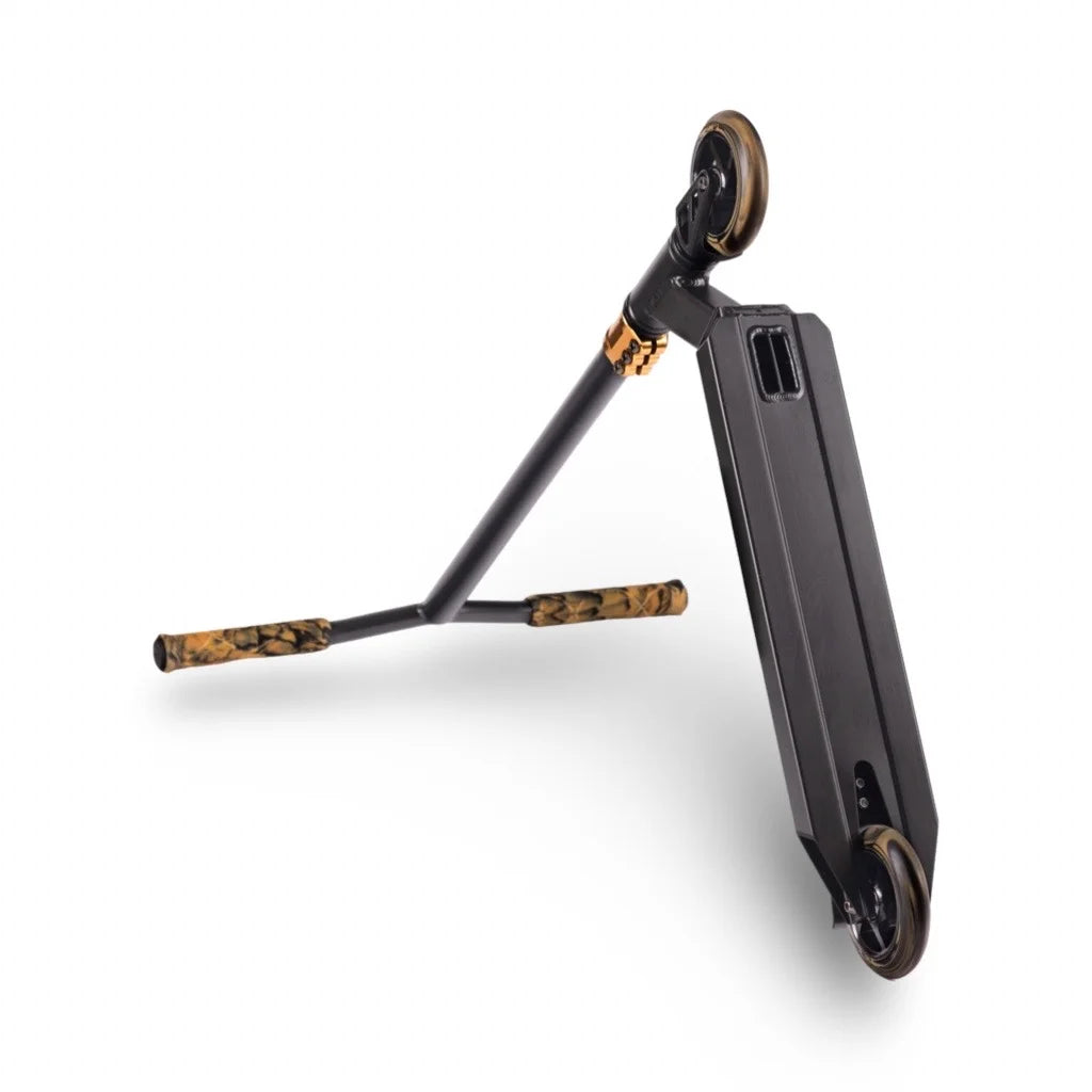 SKITT Freestyle Scooter IMPACT Black Gold – 84 cm Overall Height