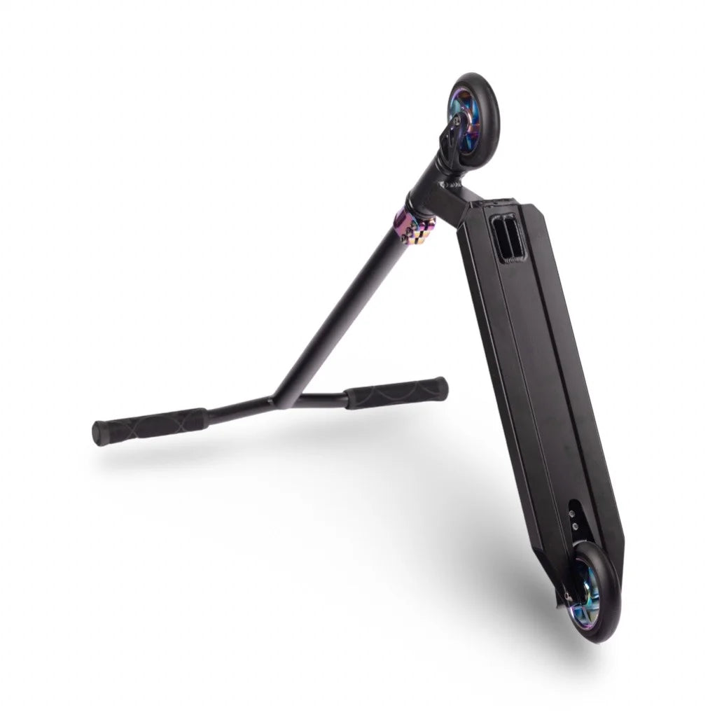 SKITT Freestyle Scooter IMPACT Black Rainbow – 84 cm Overall Height